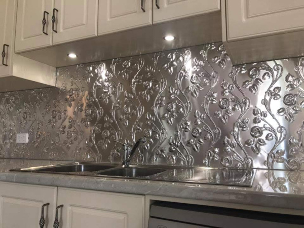 apm climbing rose splashback 2