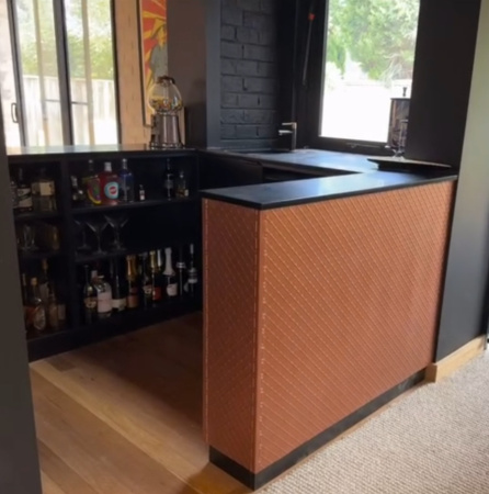 apm_paddington_rust_bar