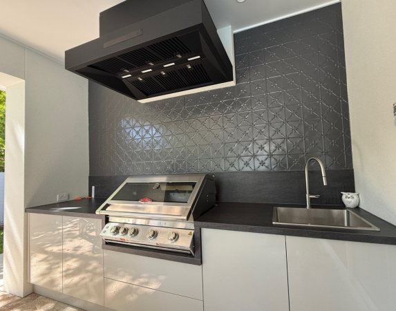 apm_rosemary_grey_adl_sbbbq_rsz