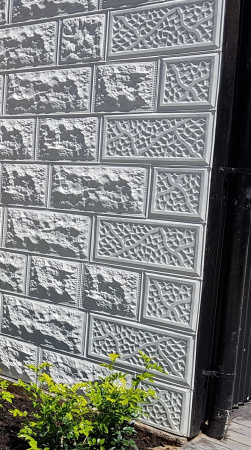 apm white quoins opt